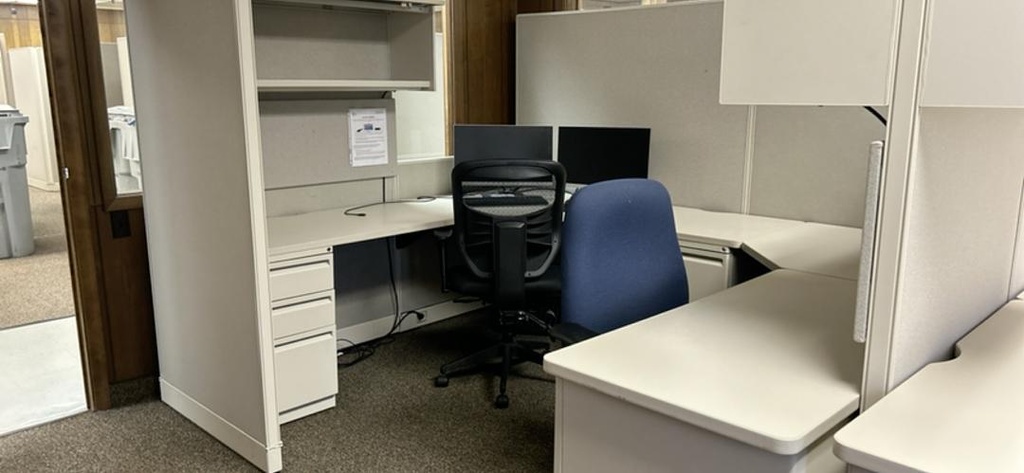 Cubicle (9x7)