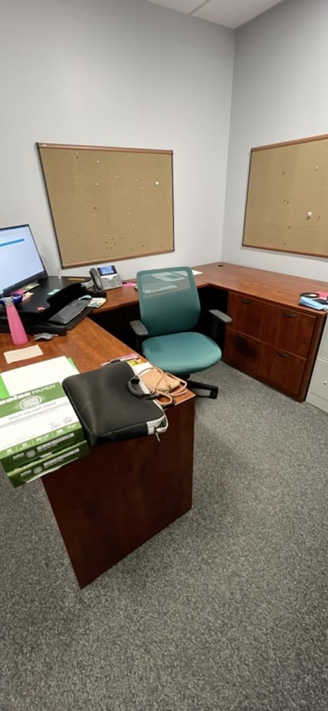 U-Shape Desk