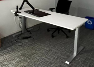 Height Adjustable Desk (70"Wx29"D)
