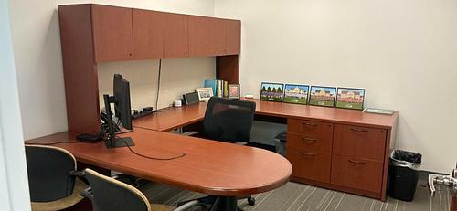 Right-Hand U Shape Desk w/ Storage