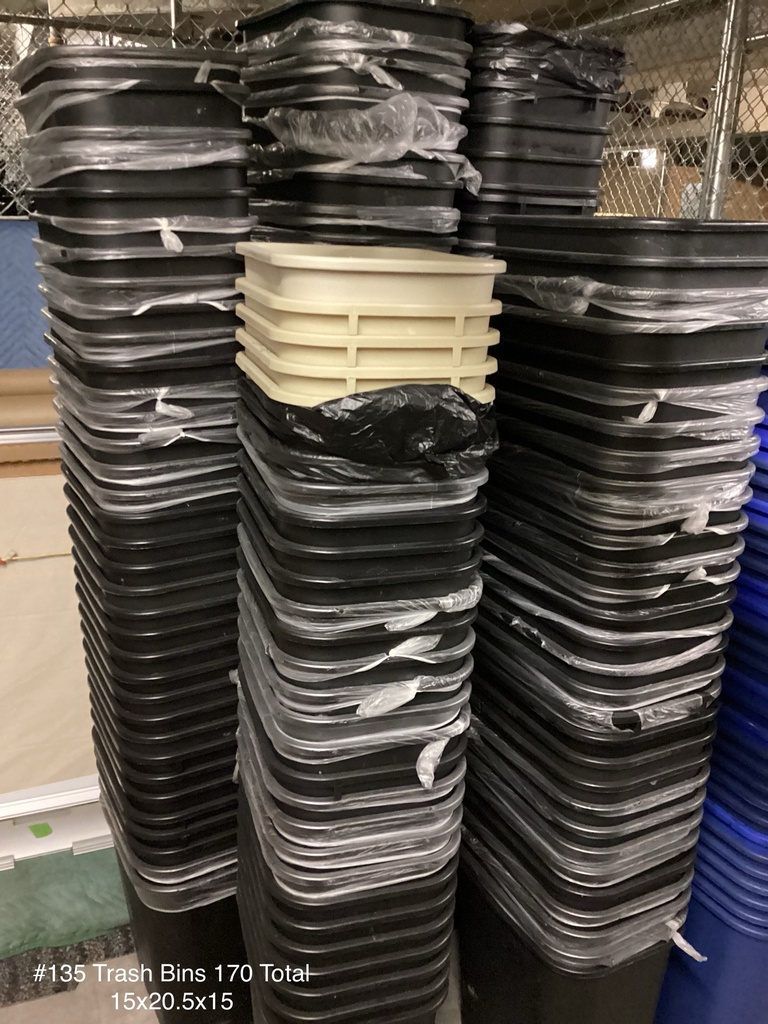 Trash Bin (Black)