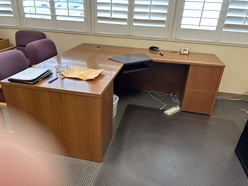 L Desk