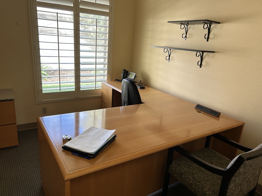 L Desk