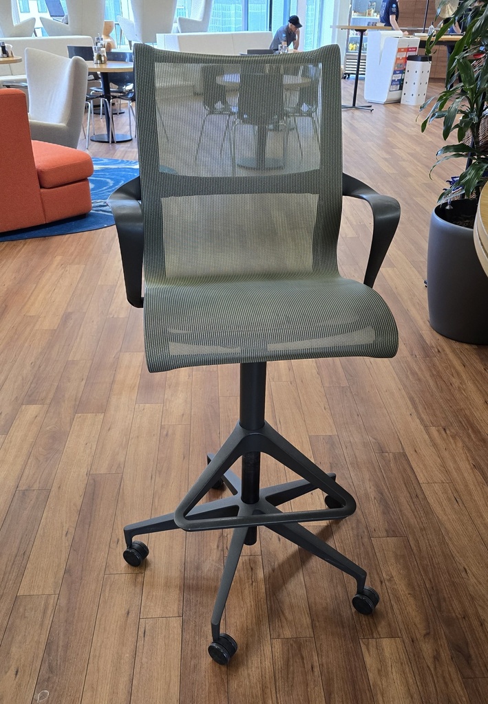 Setu high Stool