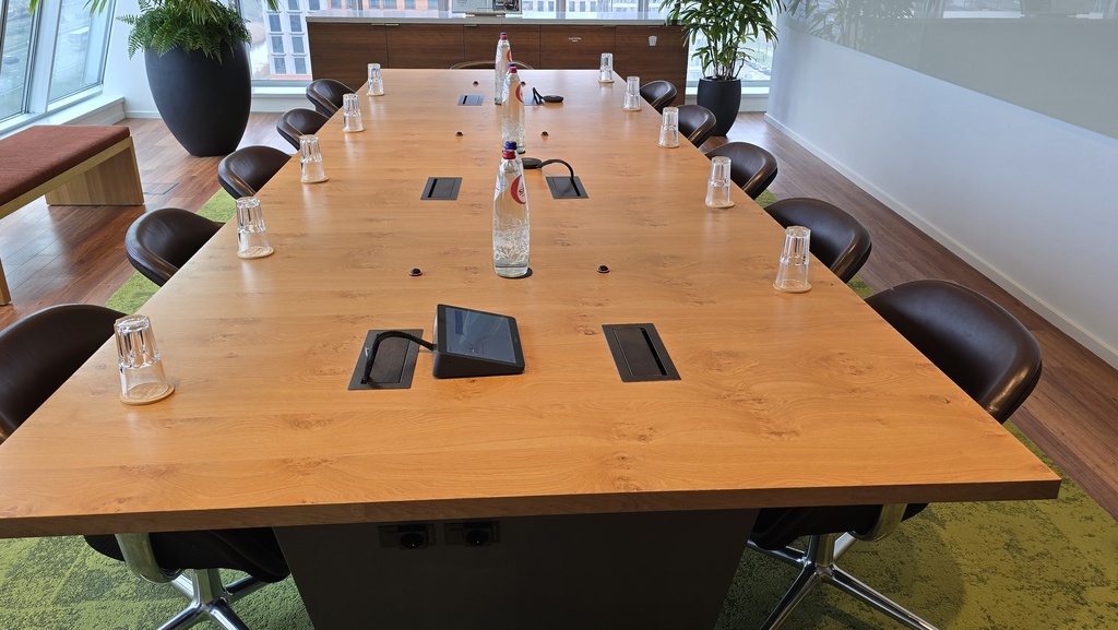 SIC large Table