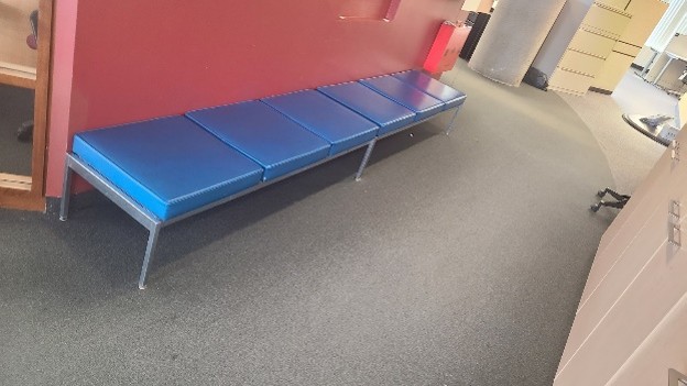 Banc en cuir bleu