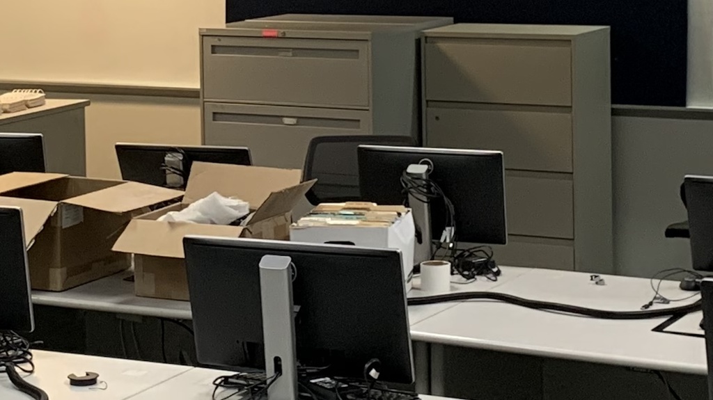 Friant 36"w 4 drawer lateral filing