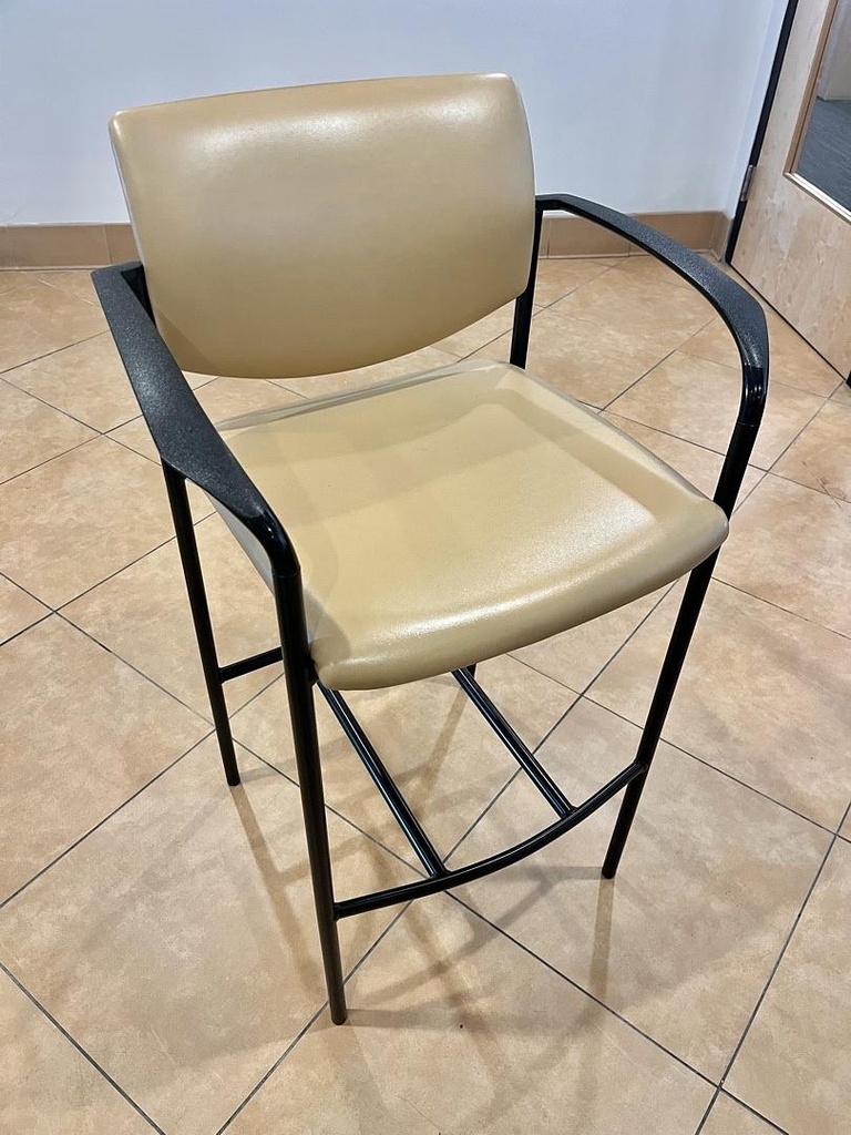 Guest Stool - Player gold