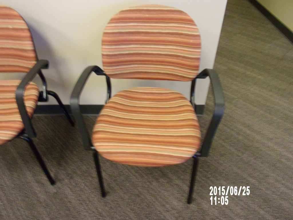 Ki Guest Chair