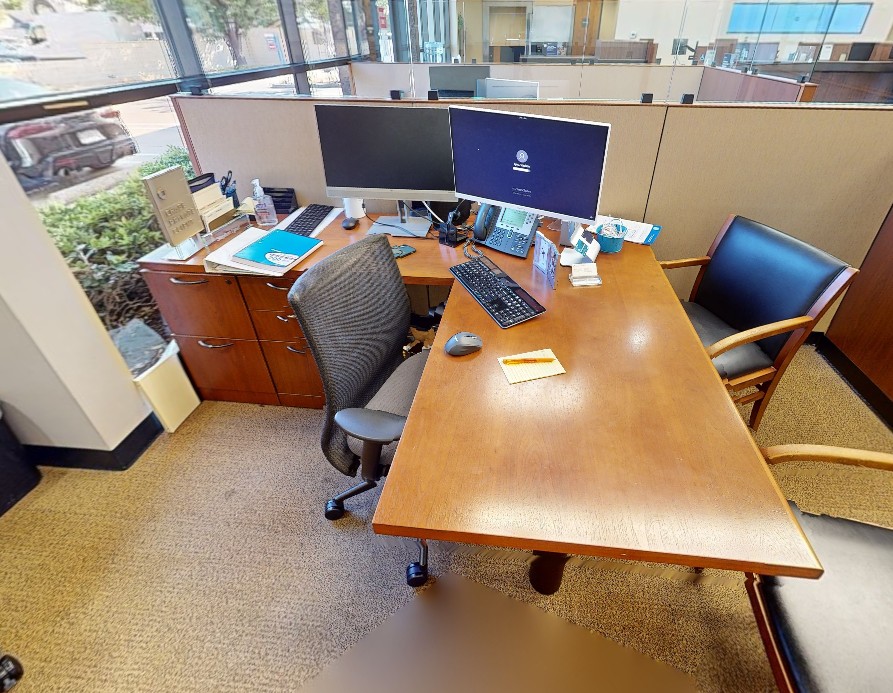 L-Shaped Desks