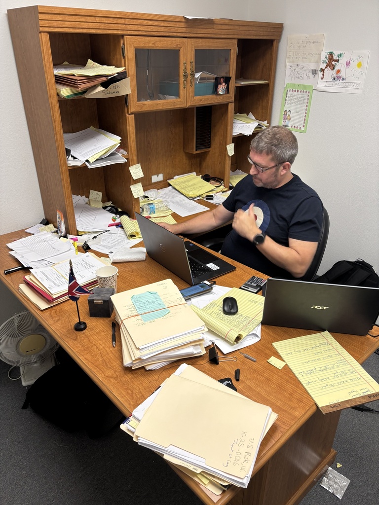 Credenza -Hutch Unit