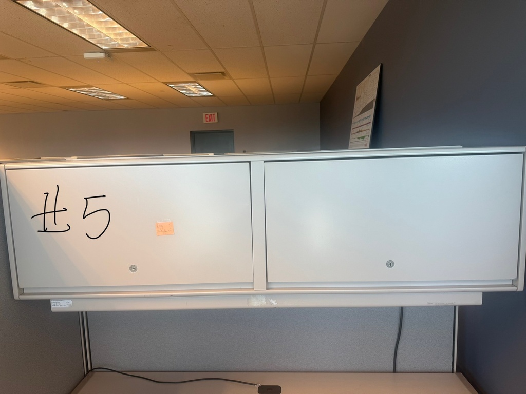 cubicle office desks (upper)