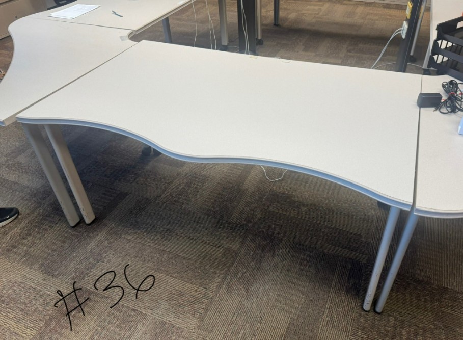 Wavy Desk