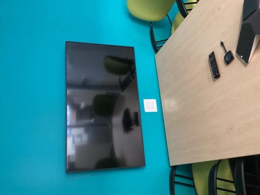 Samsung 49” 