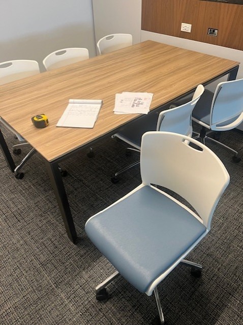 ROLLING CHAIR, BLUE LEATHER SEATS