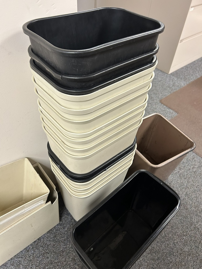 Small Trash Cans