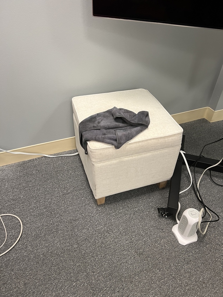 White ottoman