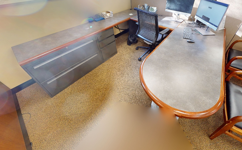 U-shaped desk