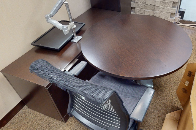 L-shape Desk