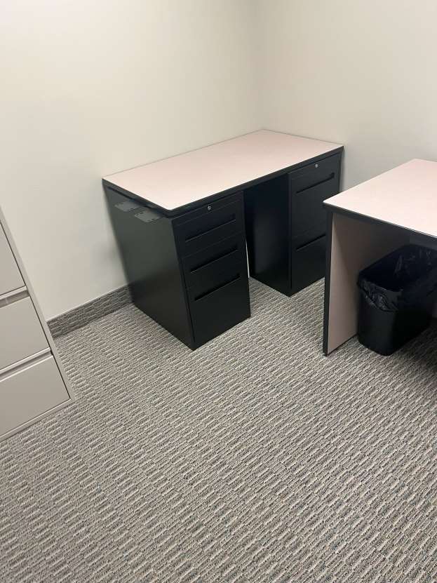 Small Desk with Ped