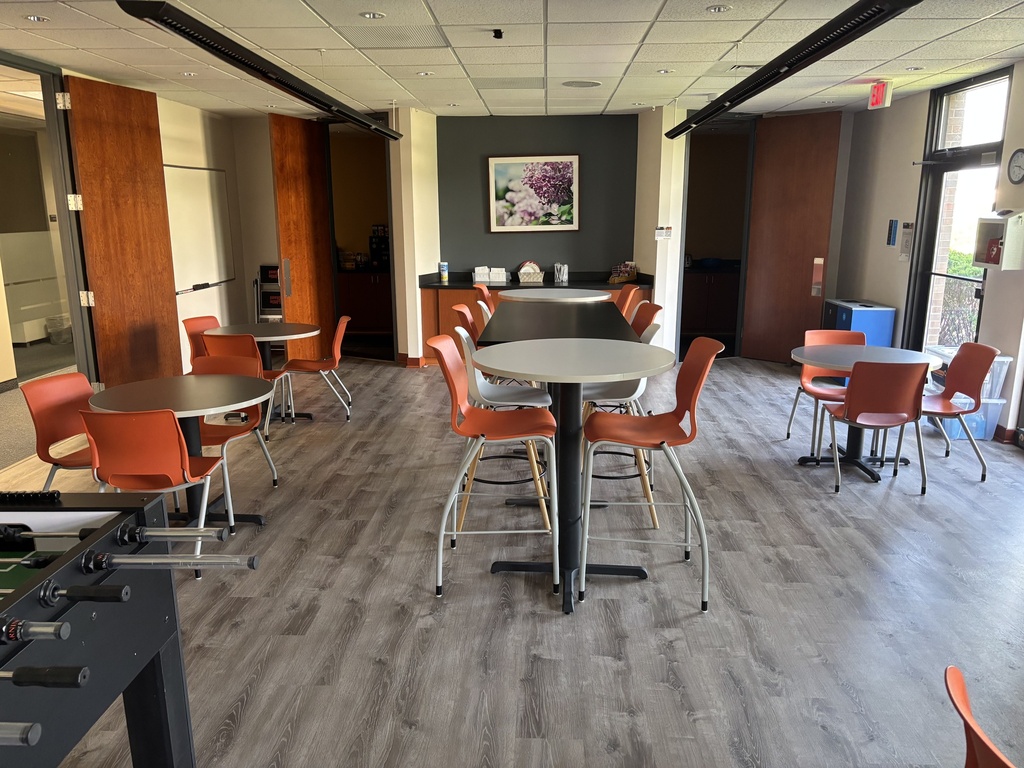 Cafe Tables and Chairs