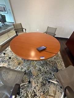 Round table – 60"
