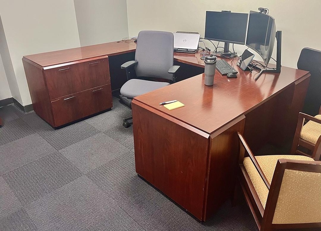 U-Shaped Desk - mahogany