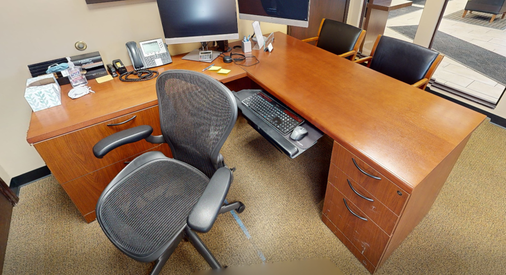 5D L-shaped desk