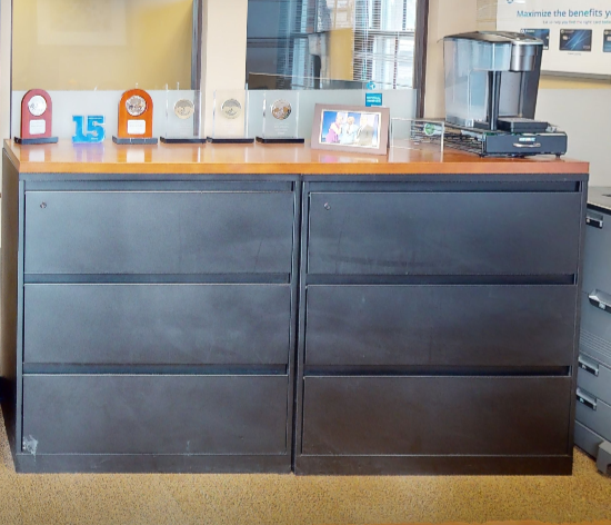 3D lateral filing cabinet blk w/ wood top