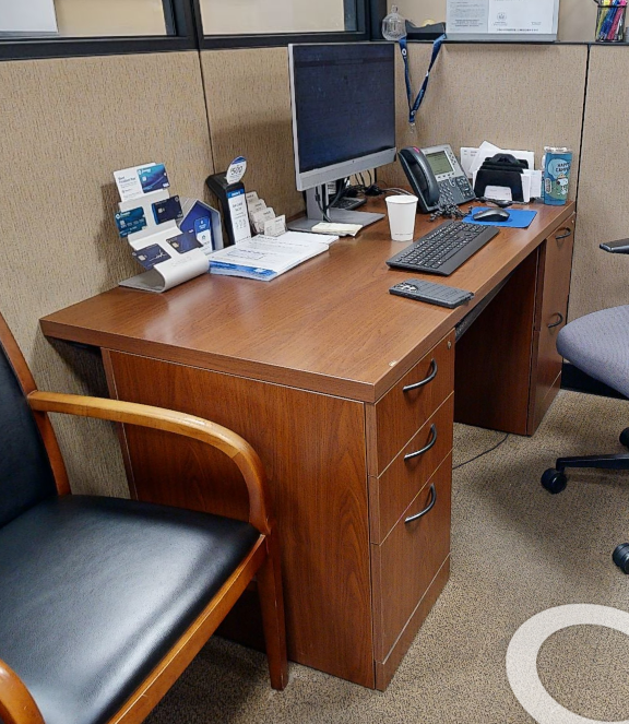 Classic desk, wood, 5D