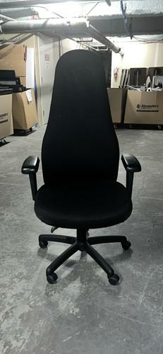 Highback task chair