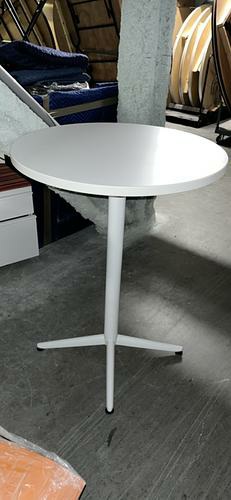 White high table