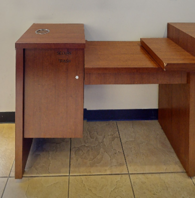 Small cheque desk