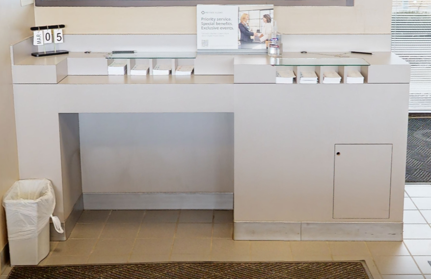 Cheque desk