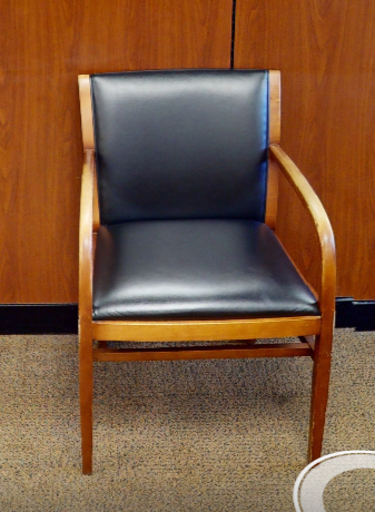 Black guest chair with arms