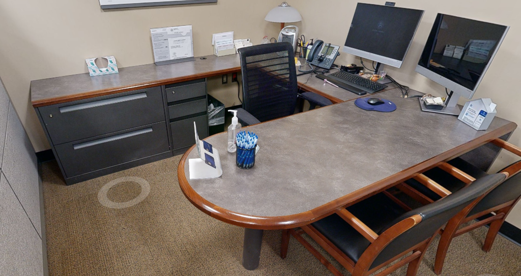U-shaped desk