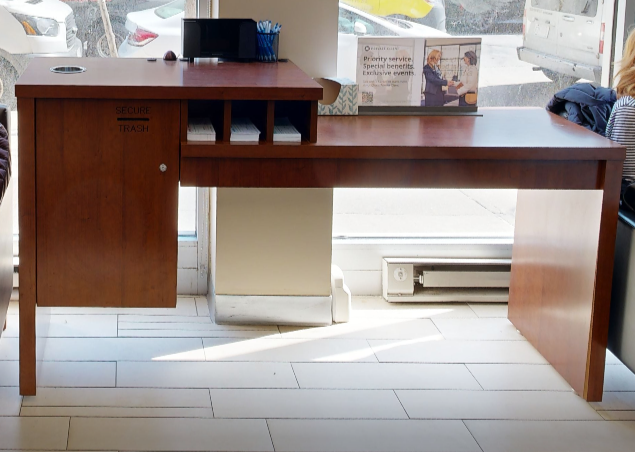 Cheque desk