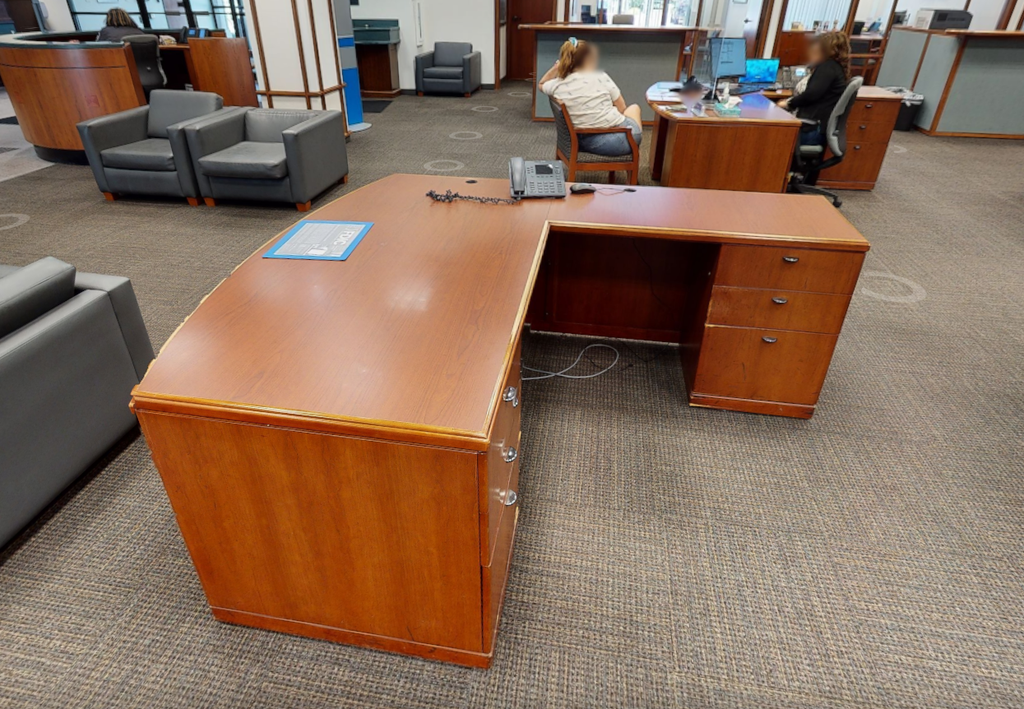 L-Shape Desk