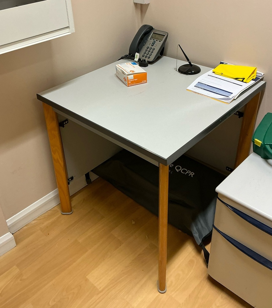 Square desk
