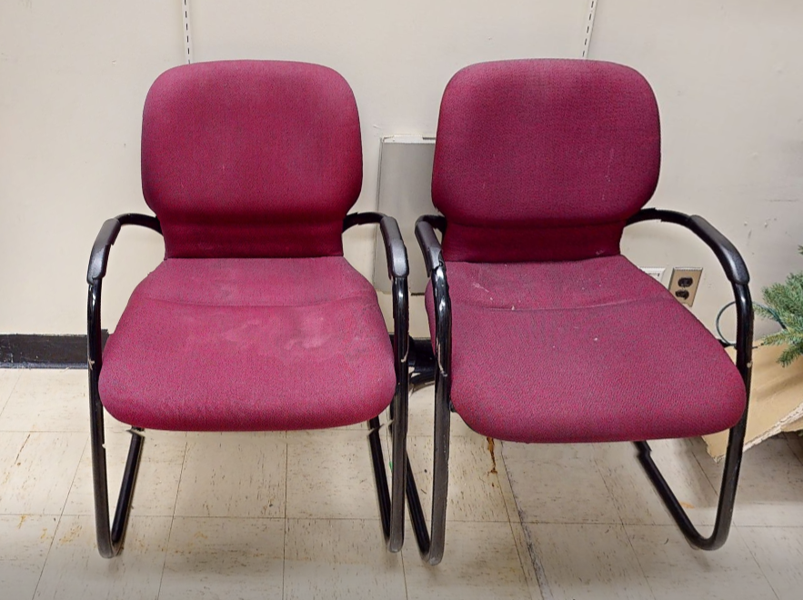 Red guest chair w/arms