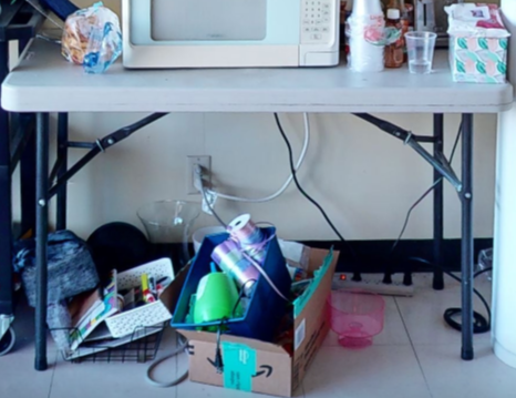 Card folding table