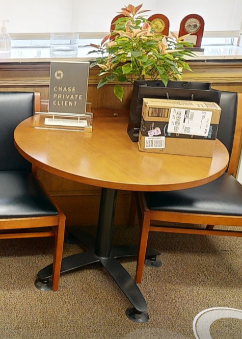 Round meeting table
