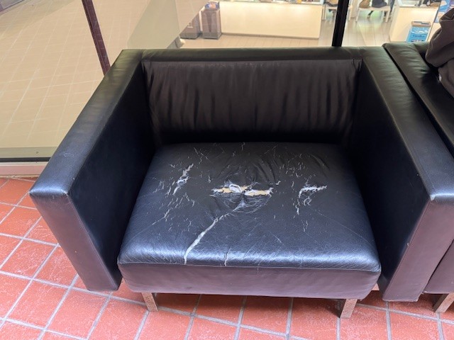black lounge chair