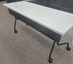 Mobile table