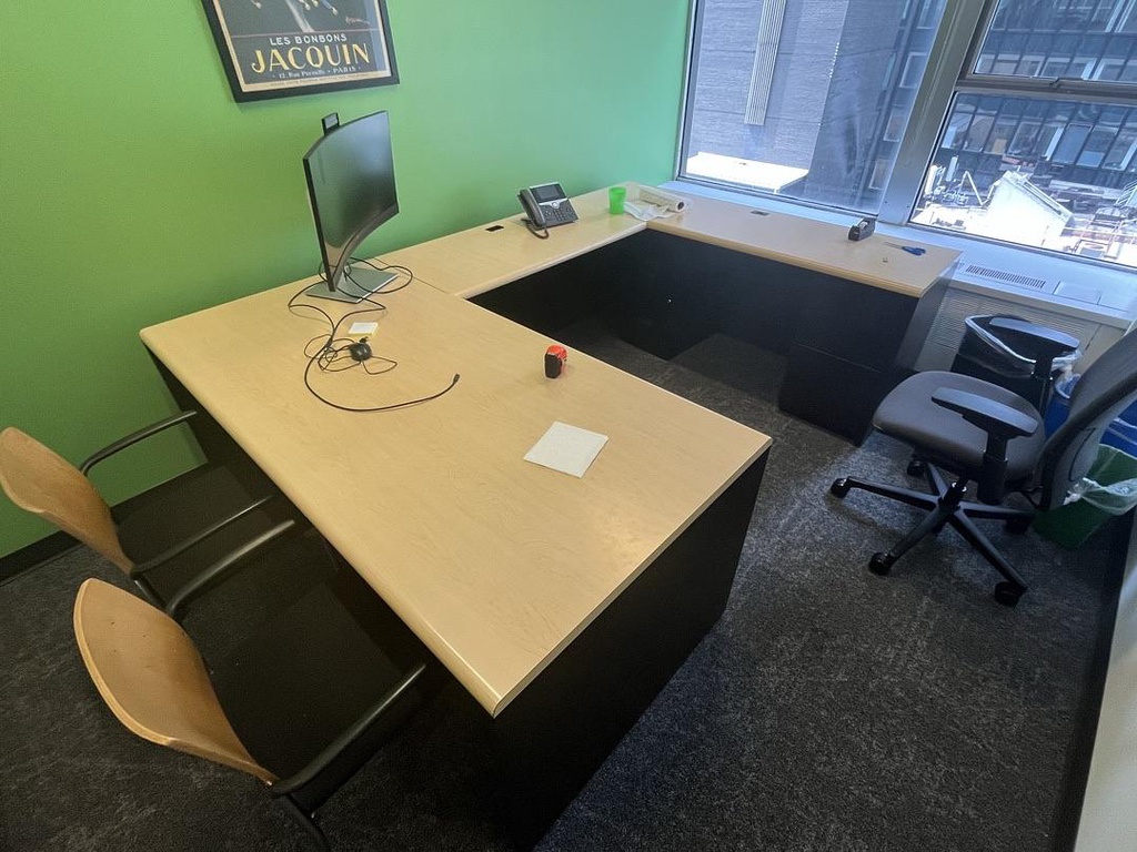U-Shape Desk (RR)