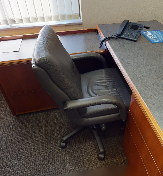 Black Task Chair