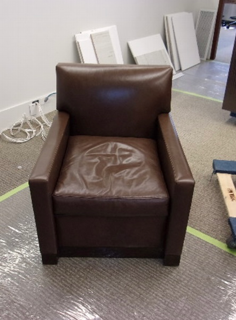 2 CLUB CHRS, 1 RUG, 2 COFFEE TBL W/MARBLE TOP, 1 END TBL, 1 SOFA &amp; BIN W/FLOWERS,LAMP,PILLOWS