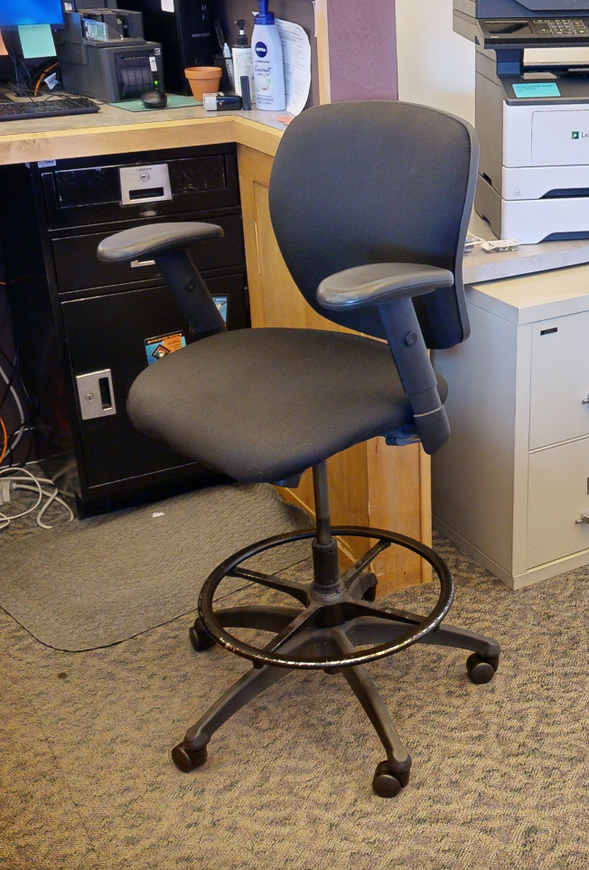 Task Stool 1