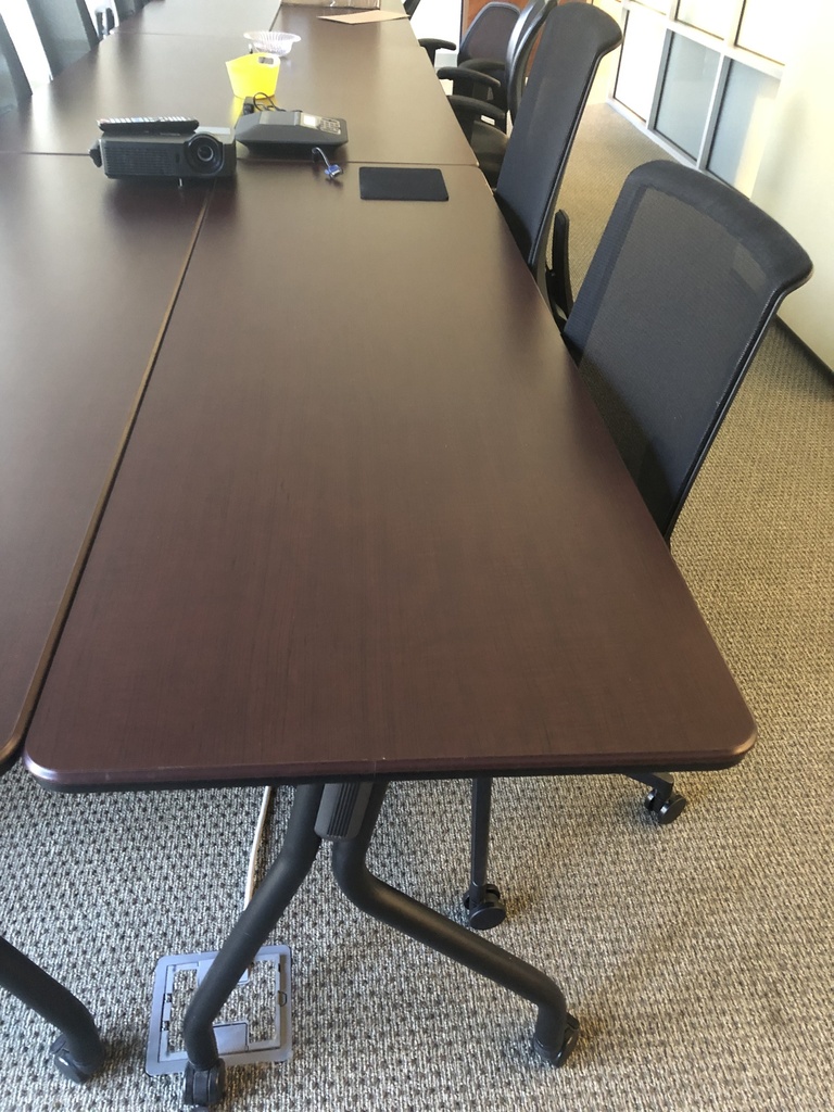 Rectangle table with wheels (72x24)