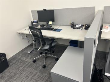 Steelcase Workstation - Adjustable Height